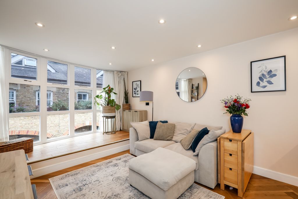 Property photo 3 of 14 5A1A5347