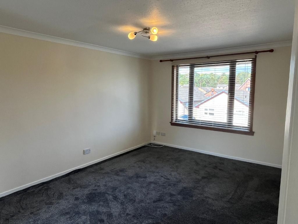 Property photo 2 of 16 Photo 2