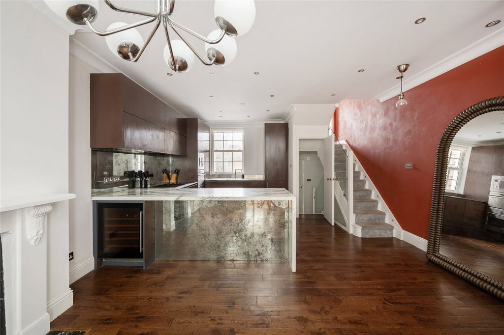 Property photo 2 of 27 Picture No. 40