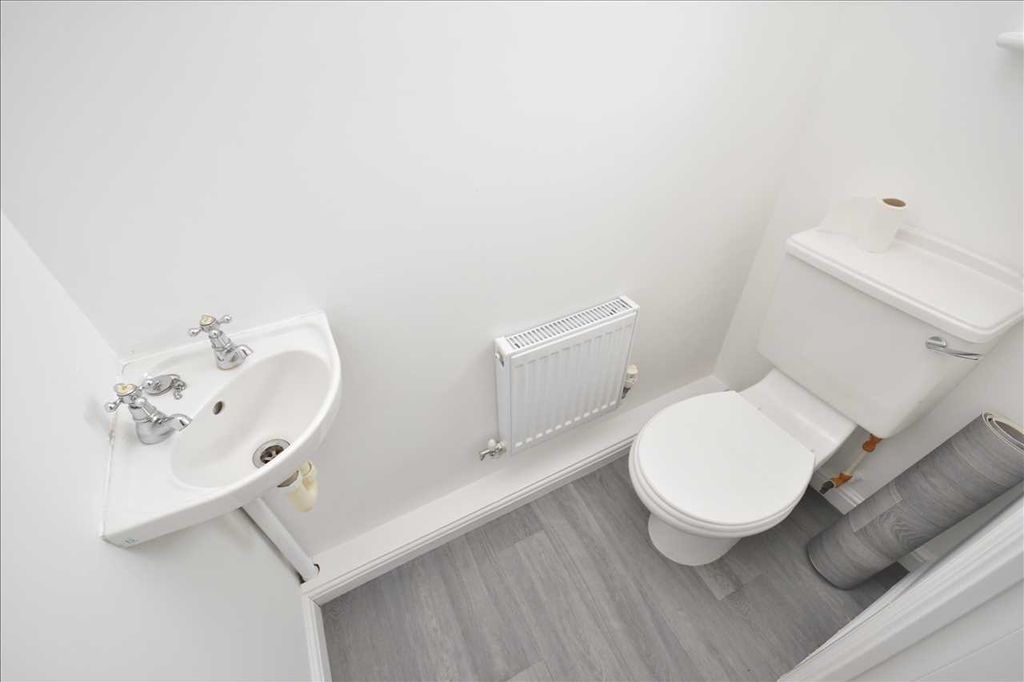 Property photo 2 of 9 Cloakroom/W.C.