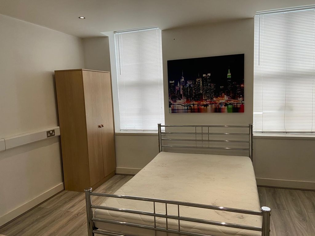 Property photo 3 of 6 Gwfd8827