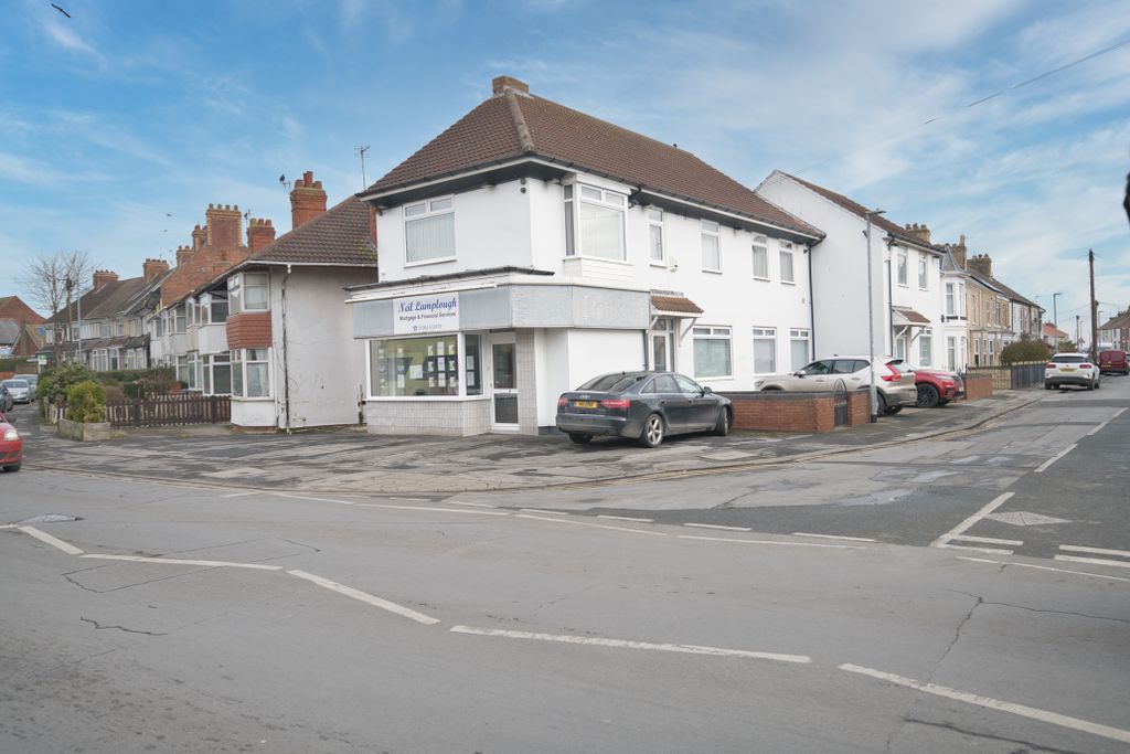 Property photo 1 of 38