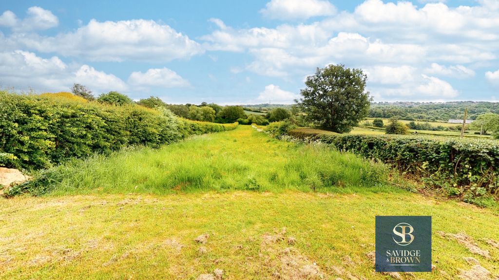 Property photo 3 of 34 Photo 36