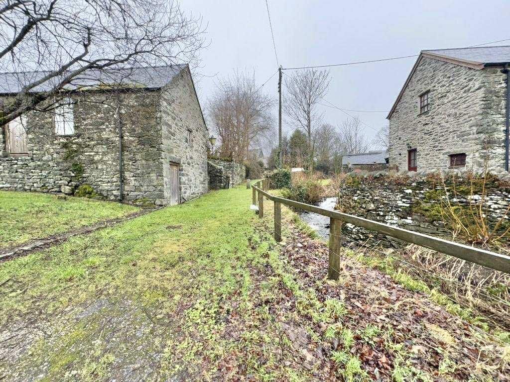 Property photo 2 of 9 25Dfe45d-0081-43c8-9d99-9E0Ab4651A68.Jpg