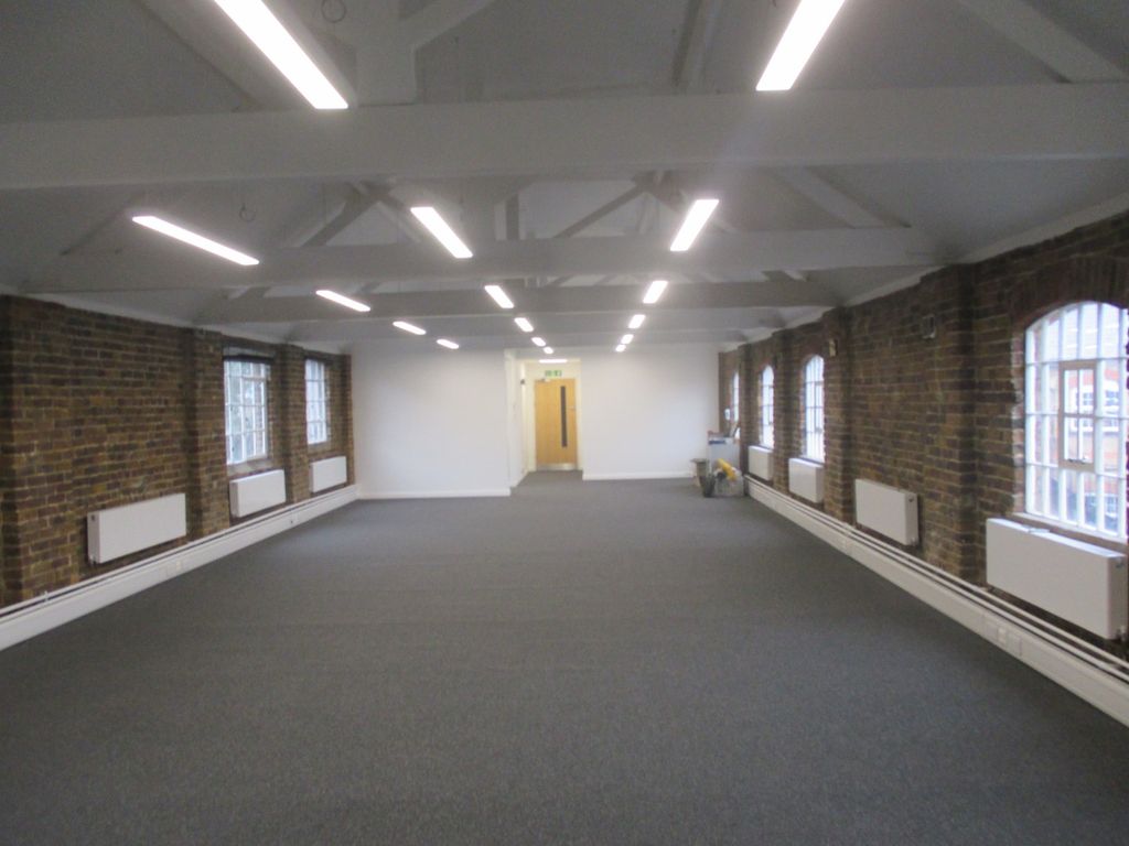 Property photo 3 of 5