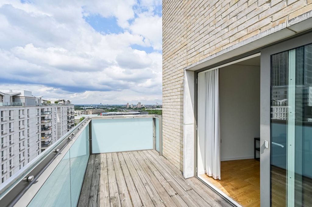 Property photo 1 of 3