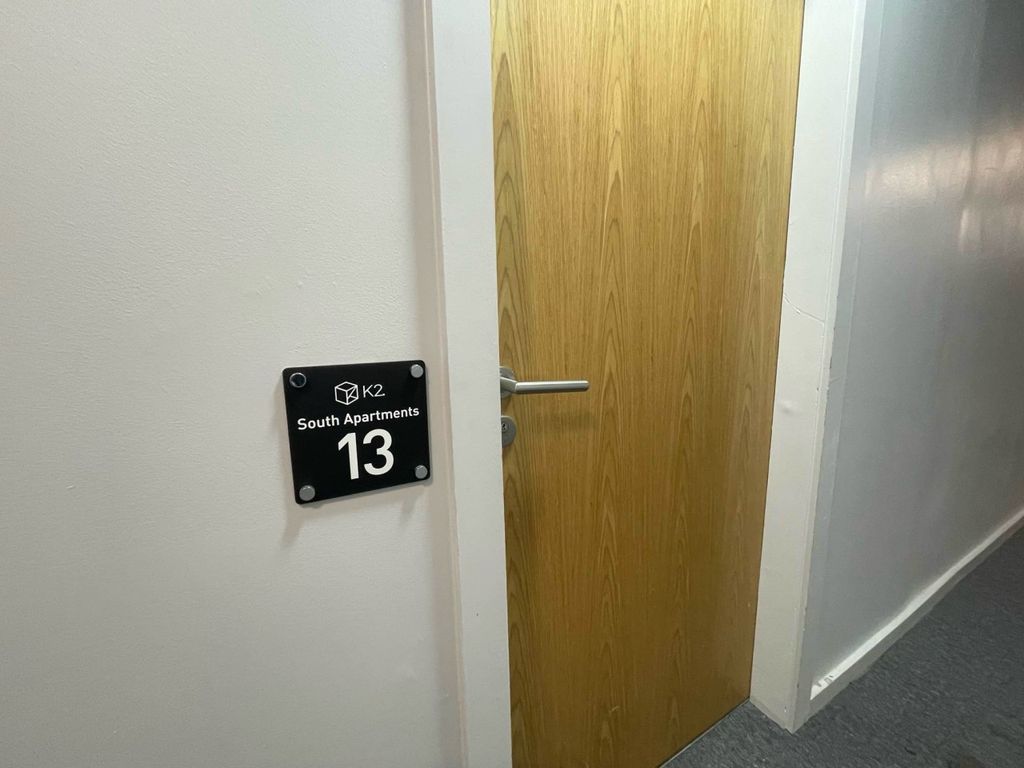 Property photo 3 of 5 Apartment 13 