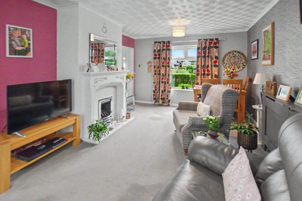 Property photo 2 of 20 Lounge/Diner