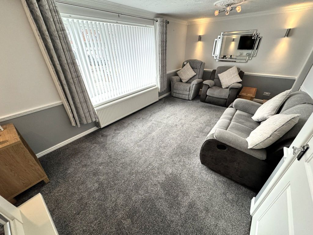 Property photo 2 of 24