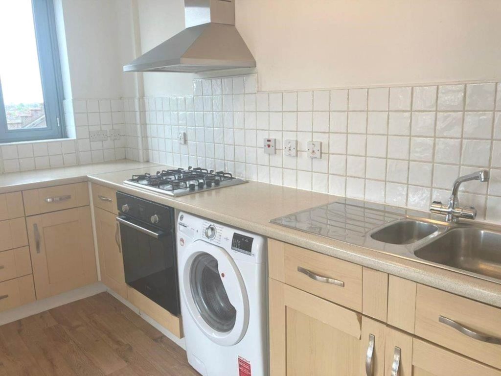 Property photo 3 of 11