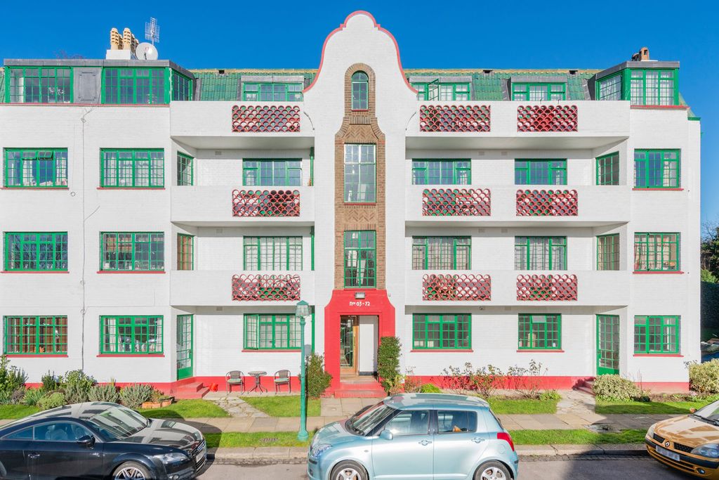 Property photo 1 of 14