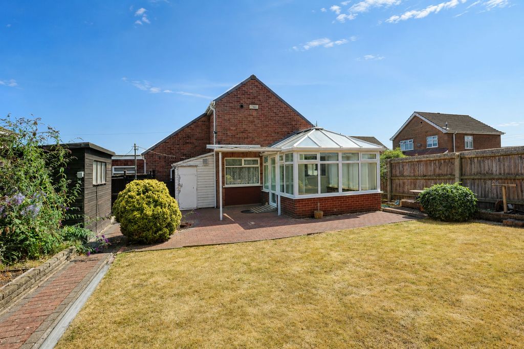 Property photo 2 of 15