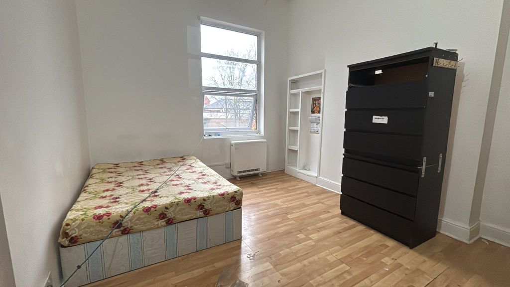Property photo 3 of 3