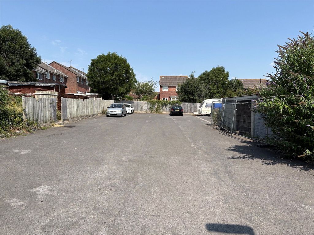 Property photo 1 of 7 Picture No. 05