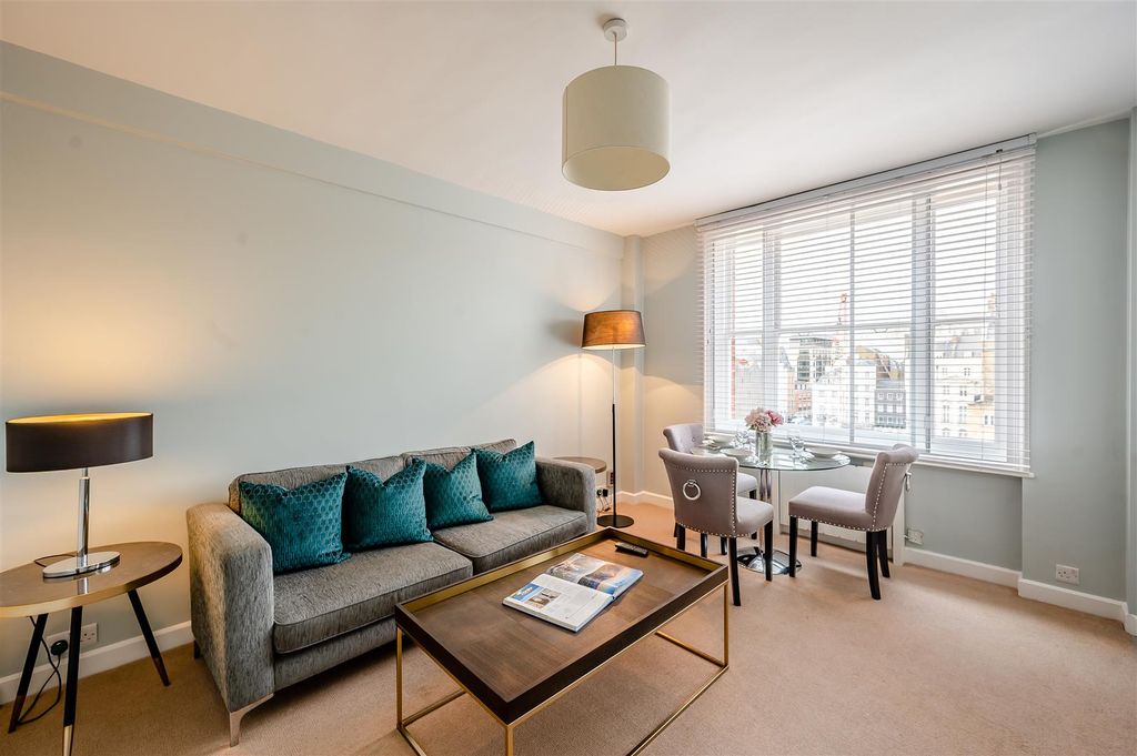 Property photo 1 of 11 8435845-Interior01.Jpg