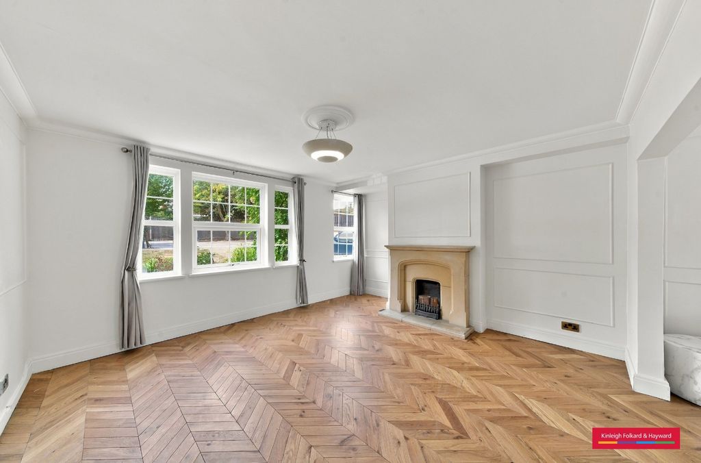 Property photo 2 of 17 Picture No. 08