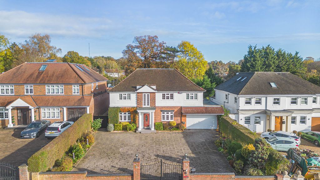 Property photo 1 of 39 External