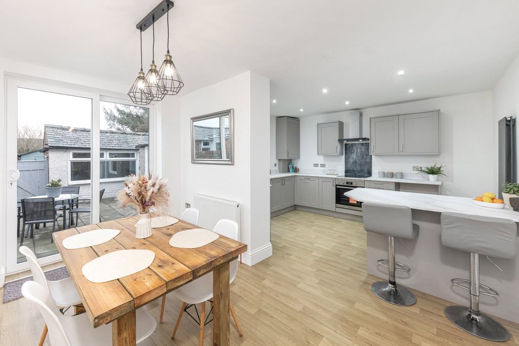 Property photo 3 of 15 Picture No. 08