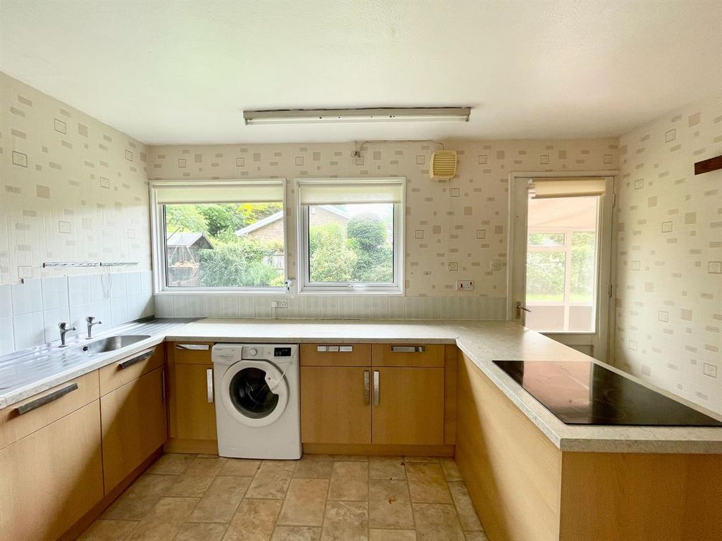 Property photo 3 of 16