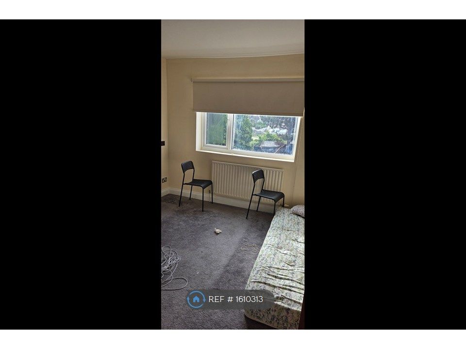 Property photo 1 of 2
