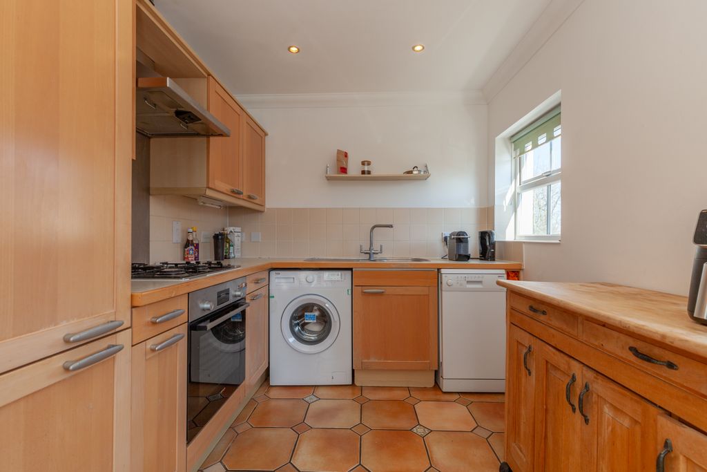 Property photo 2 of 16 Kitchen- Angle 1