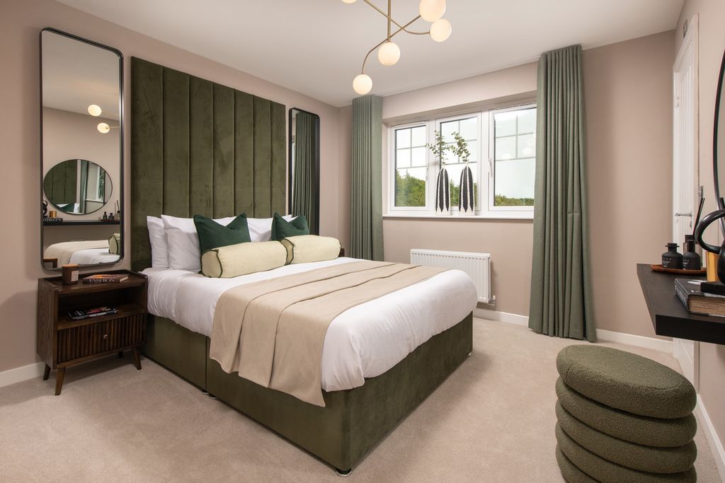 Property photo 2 of 12