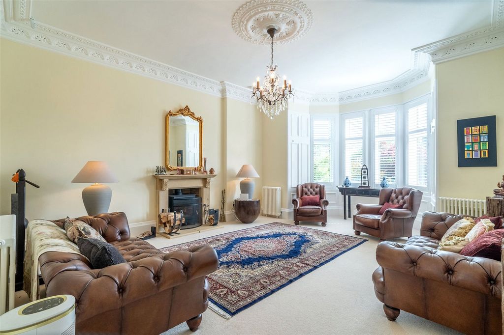 Property photo 2 of 49 Drawing Room