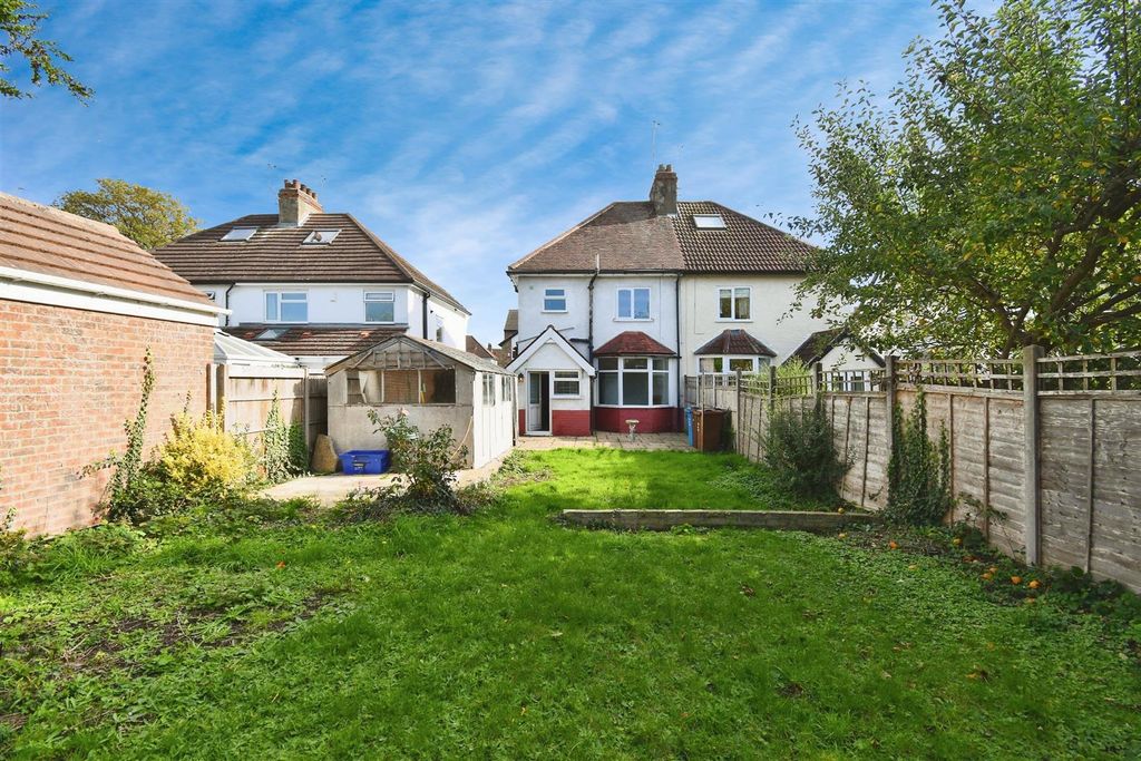 Property photo 3 of 15 264029Fb-U 20 20 2850 29.Jpg