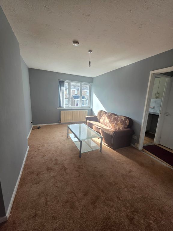 Property photo 2 of 7 Gallery