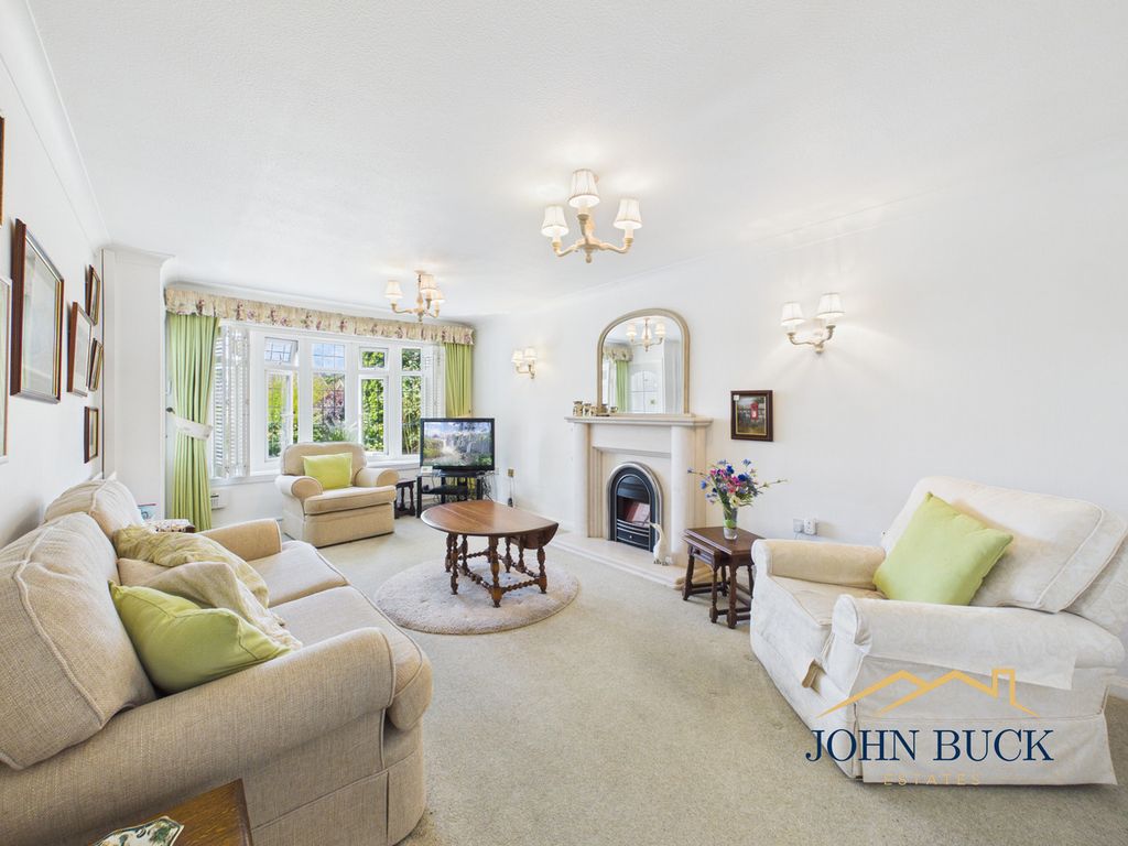 Property photo 2 of 17