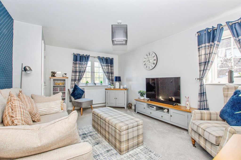 Property photo 2 of 10