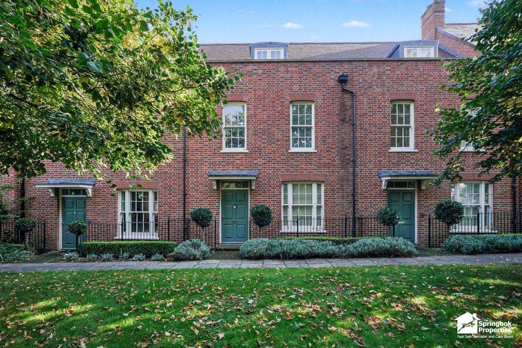 Property photo 1 of 20 Front View