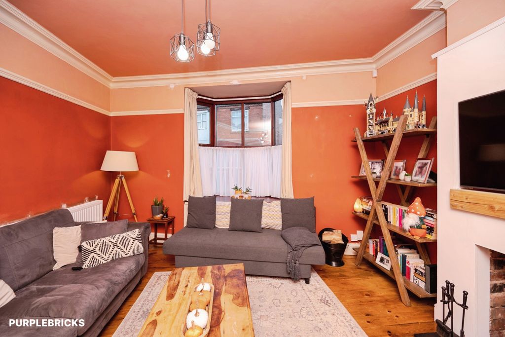 Property photo 2 of 29