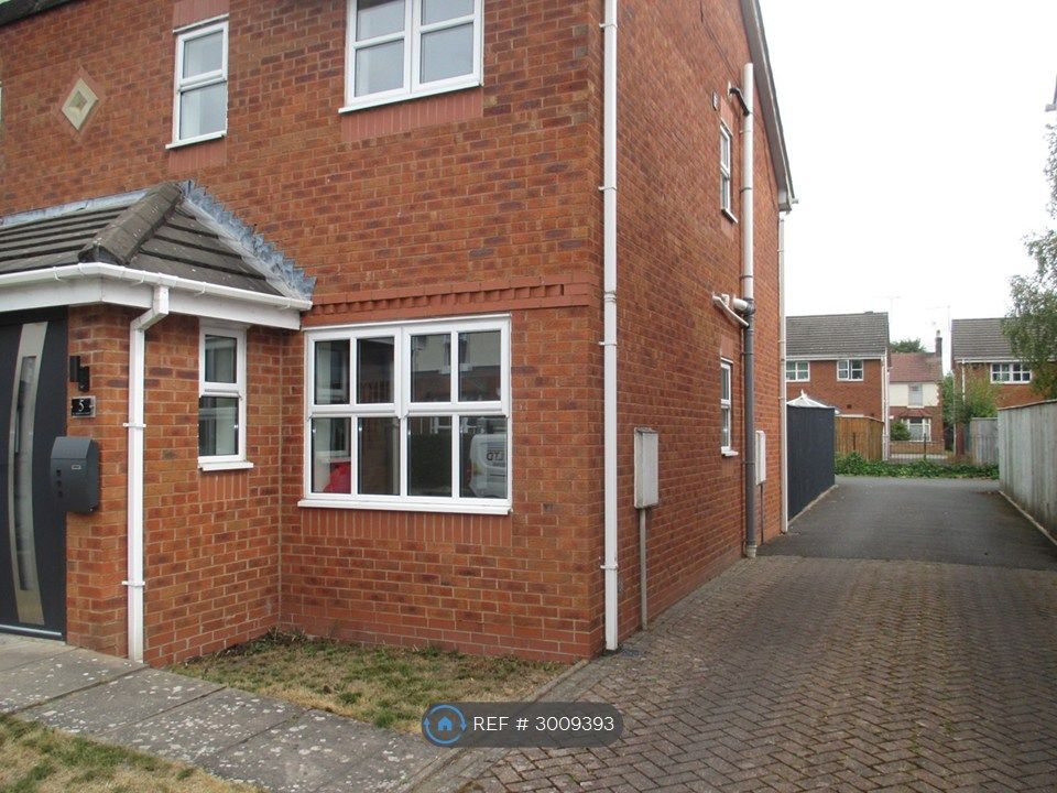 Property photo 2 of 30
