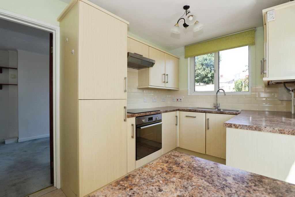 Property photo 2 of 15 Pbox-Img.Jpg
