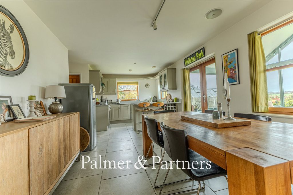 Property photo 2 of 41 Picture No. 06