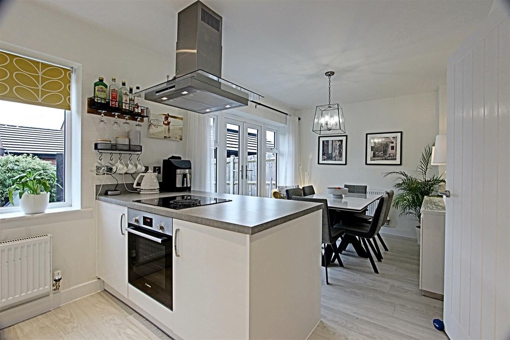 Property photo 2 of 23 Img_1341-Img_1343.Jpg