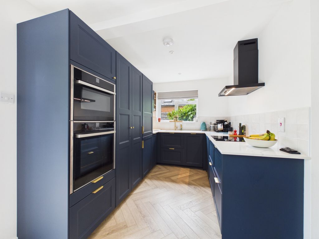 Property photo 2 of 11 Fc915d898Eb645E8B38038954c47596E_100_Cam01984G0-Pr0612-Still006