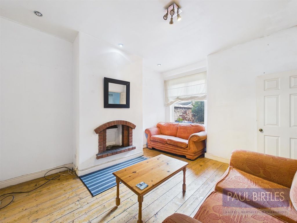 Property photo 2 of 16 Cam01301G0-Pr0708-Still016.Jpg