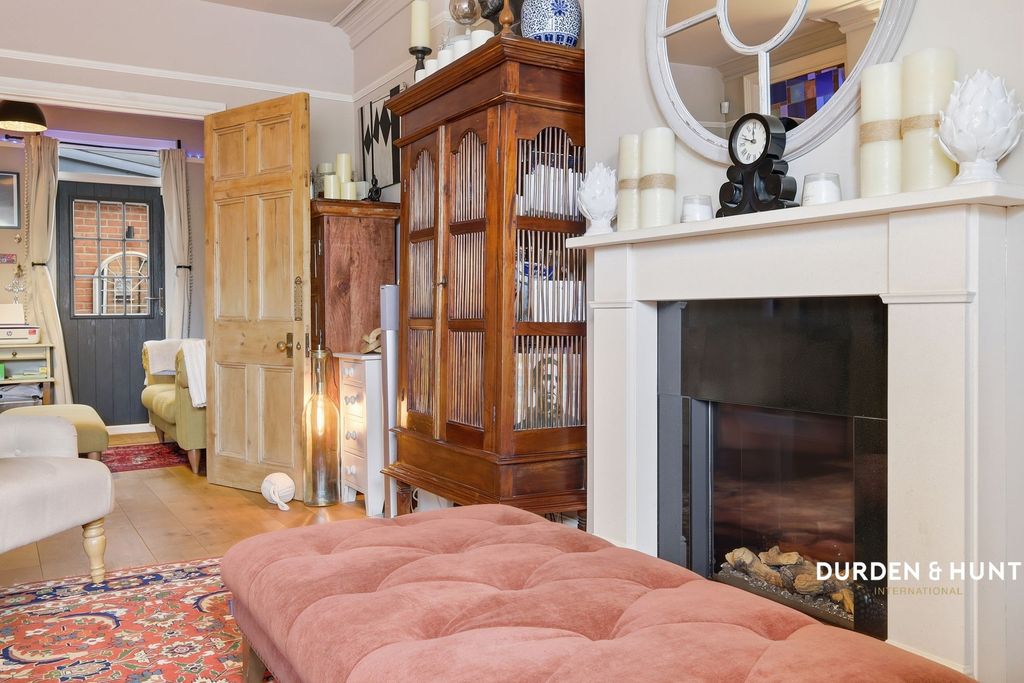 Property photo 3 of 30