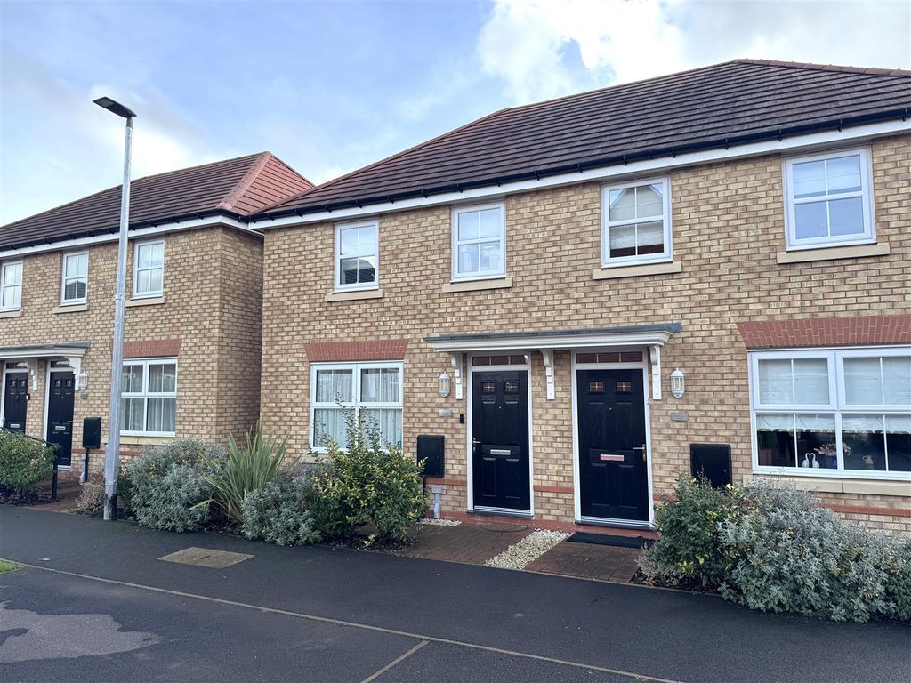 Property photo 1 of 11