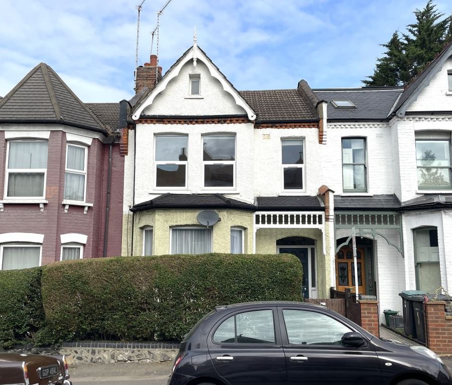 Property photo 1 of 12