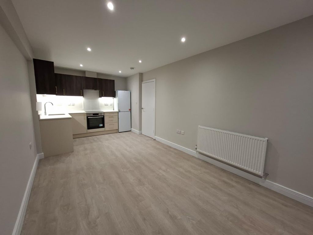 Property photo 2 of 12 Photo 1