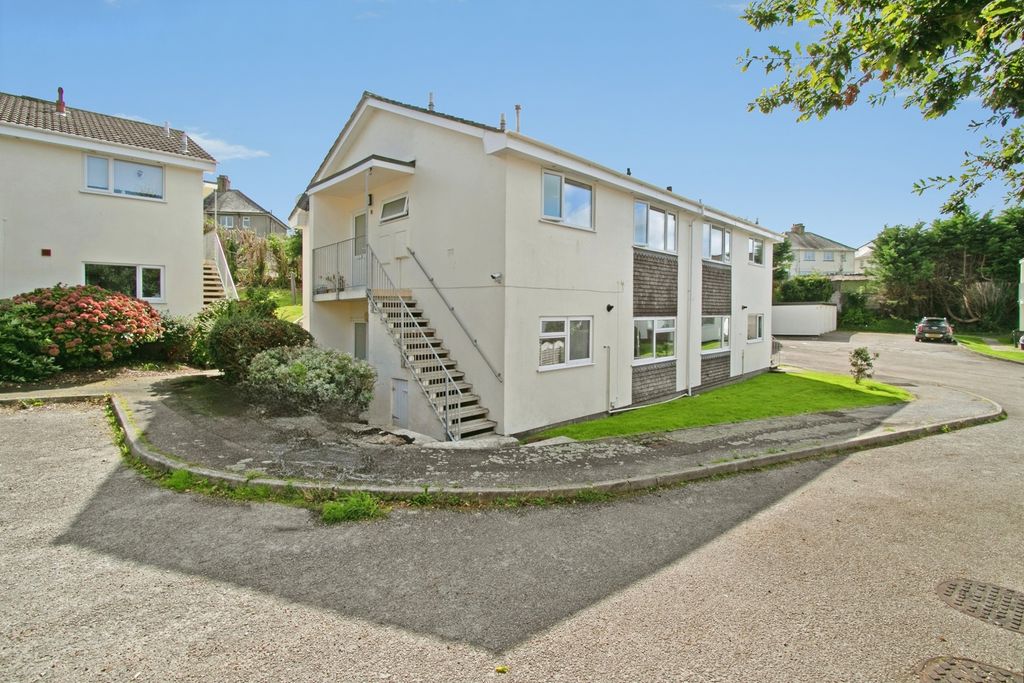 Property photo 1 of 15 Pbox-Img.Jpg