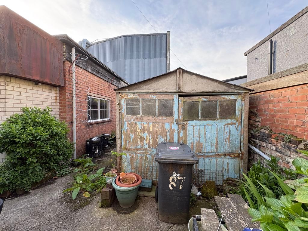 Property photo 2 of 17 Photo 2