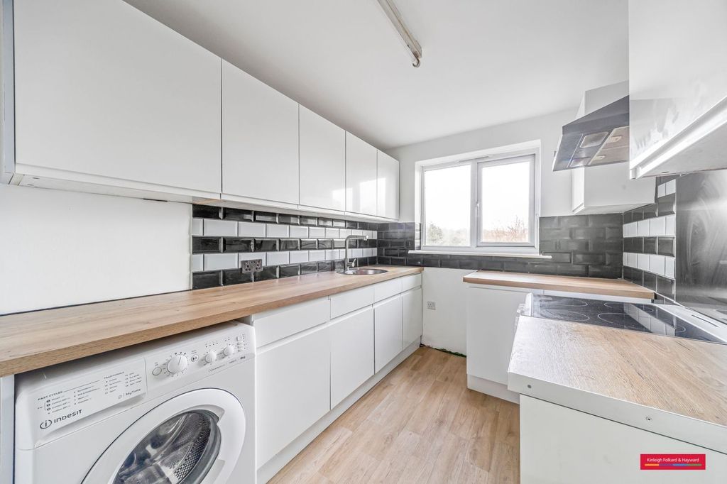 Property photo 3 of 8 Picture No. 03