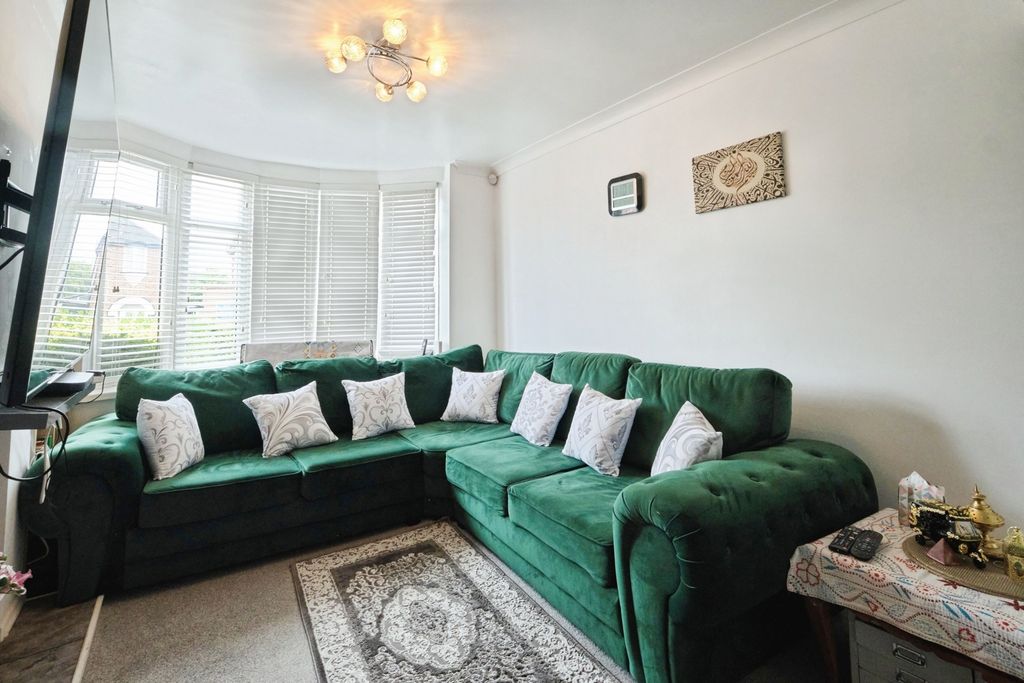 Property photo 2 of 24 Pbox-Img.Jpg