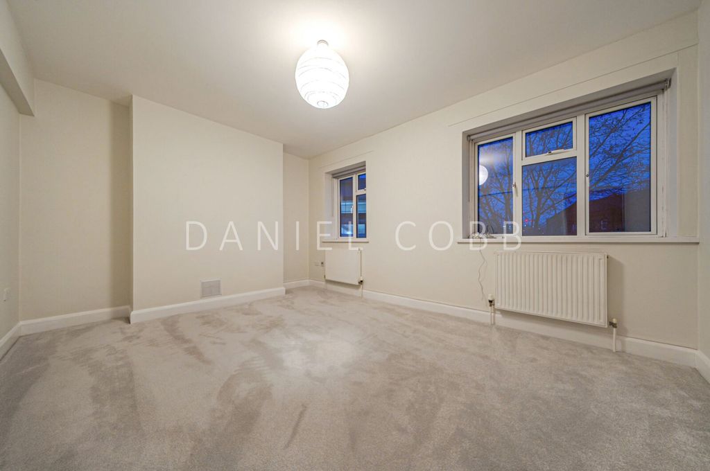 Property photo 3 of 9