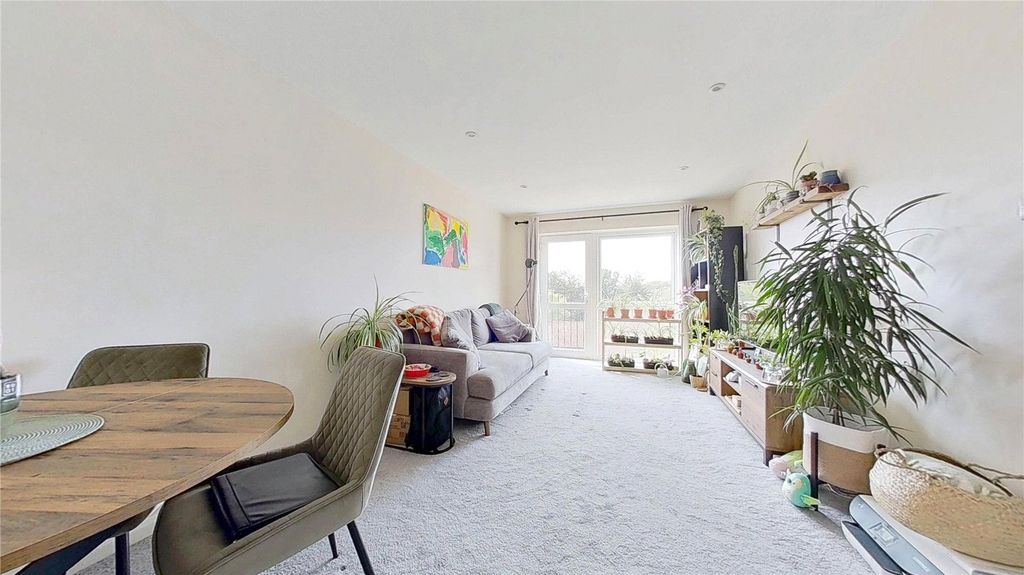 Property photo 3 of 11 Picture No. 05