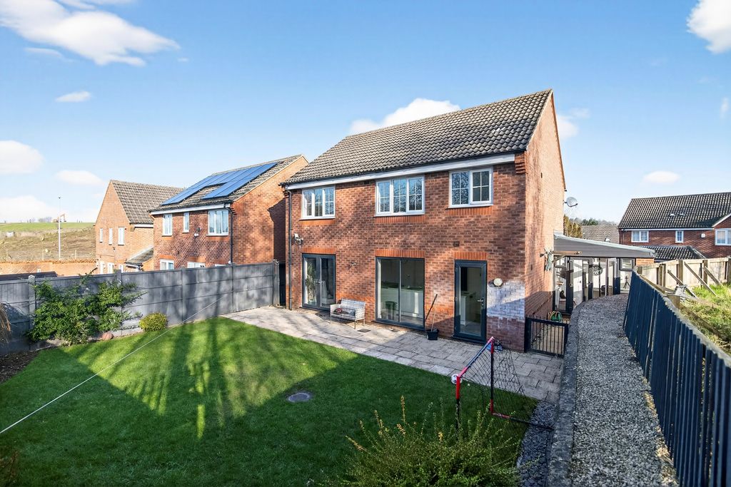 Property photo 2 of 19